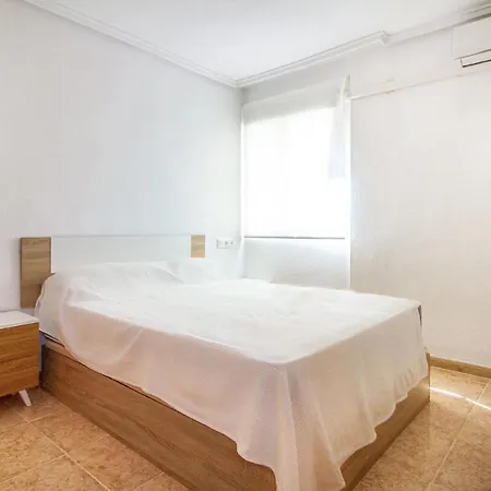 3 Bedroom In Apartment *